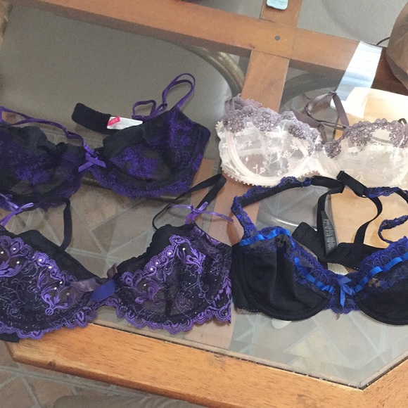 Bras, bundle of 4 - Picture 1 of 4